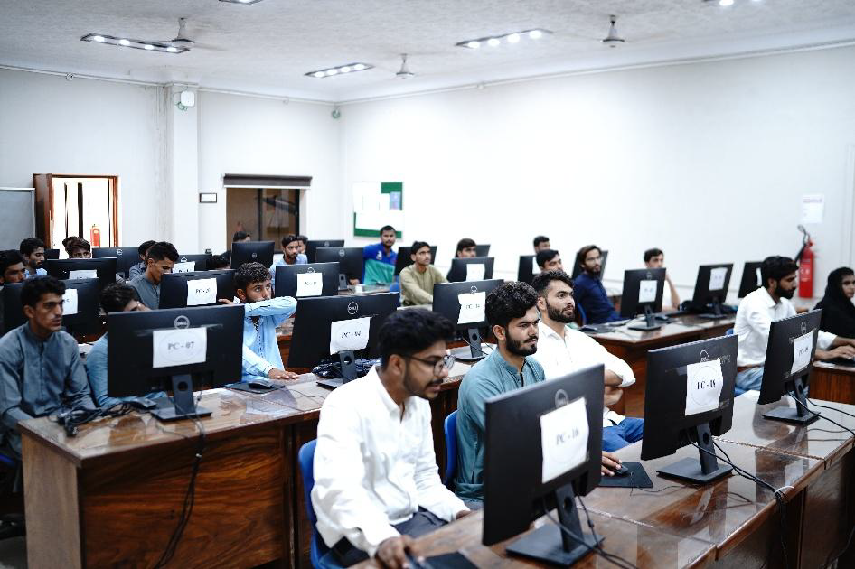 this is Artificial Intelligence & Machine Learning Lab image